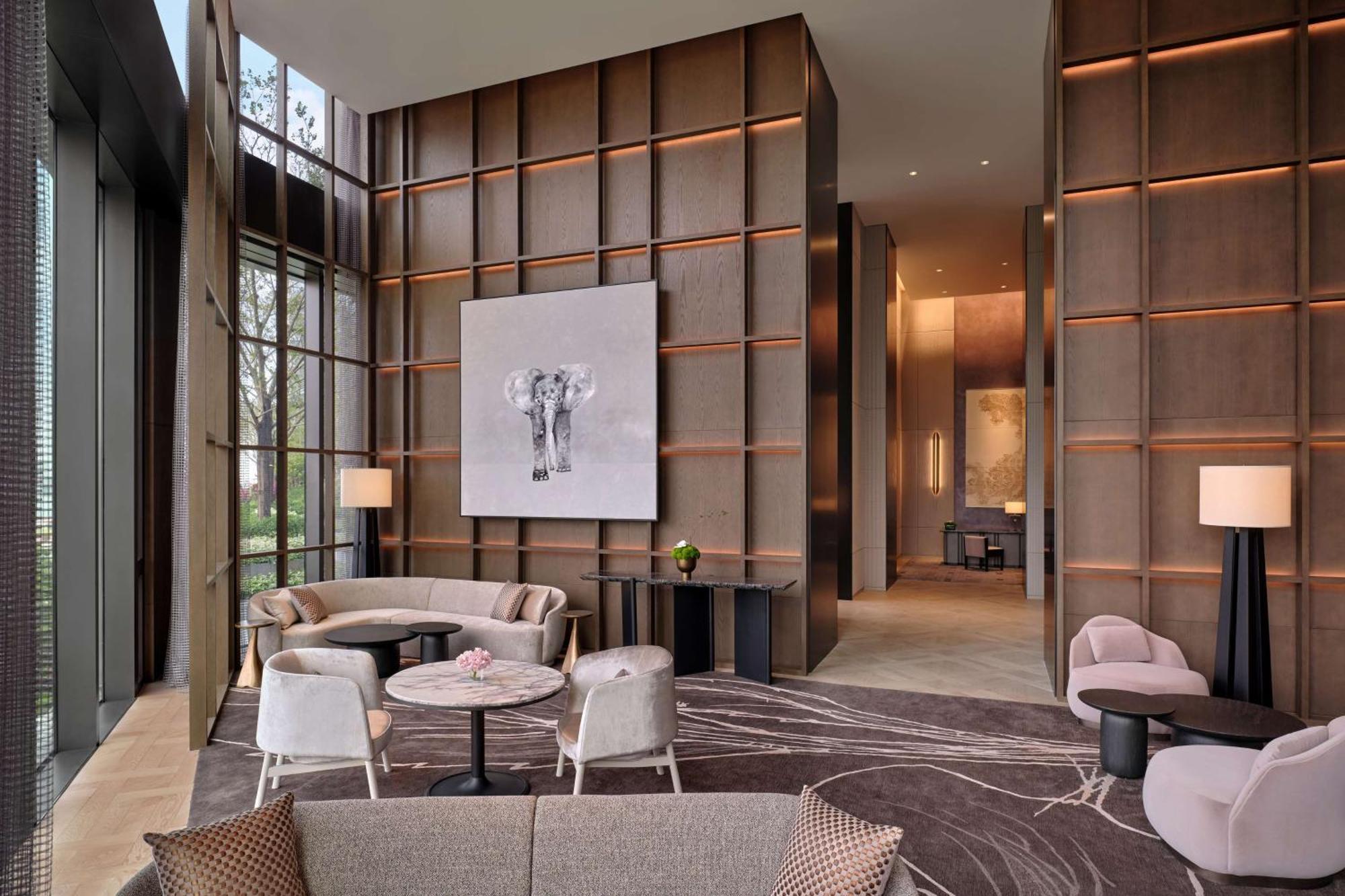 Conrad Shenzhen, The First Art Museum Hotel In Greater Bay Area With The Stunning Bay And Sunset View In The Hotel Terrace Dış mekan fotoğraf