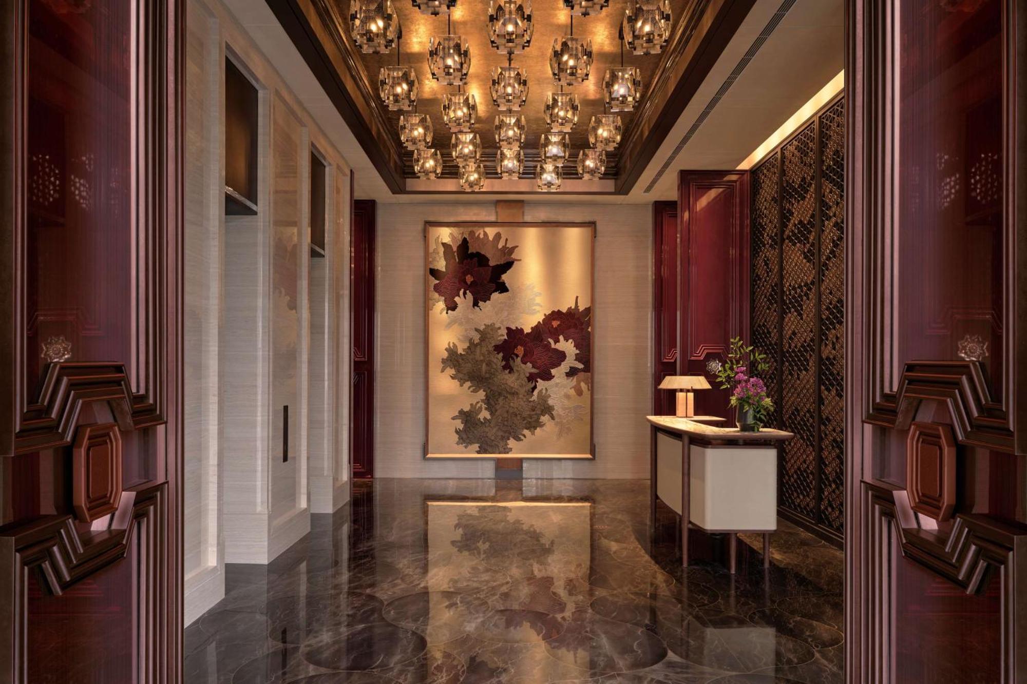 Conrad Shenzhen, The First Art Museum Hotel In Greater Bay Area With The Stunning Bay And Sunset View In The Hotel Terrace Dış mekan fotoğraf